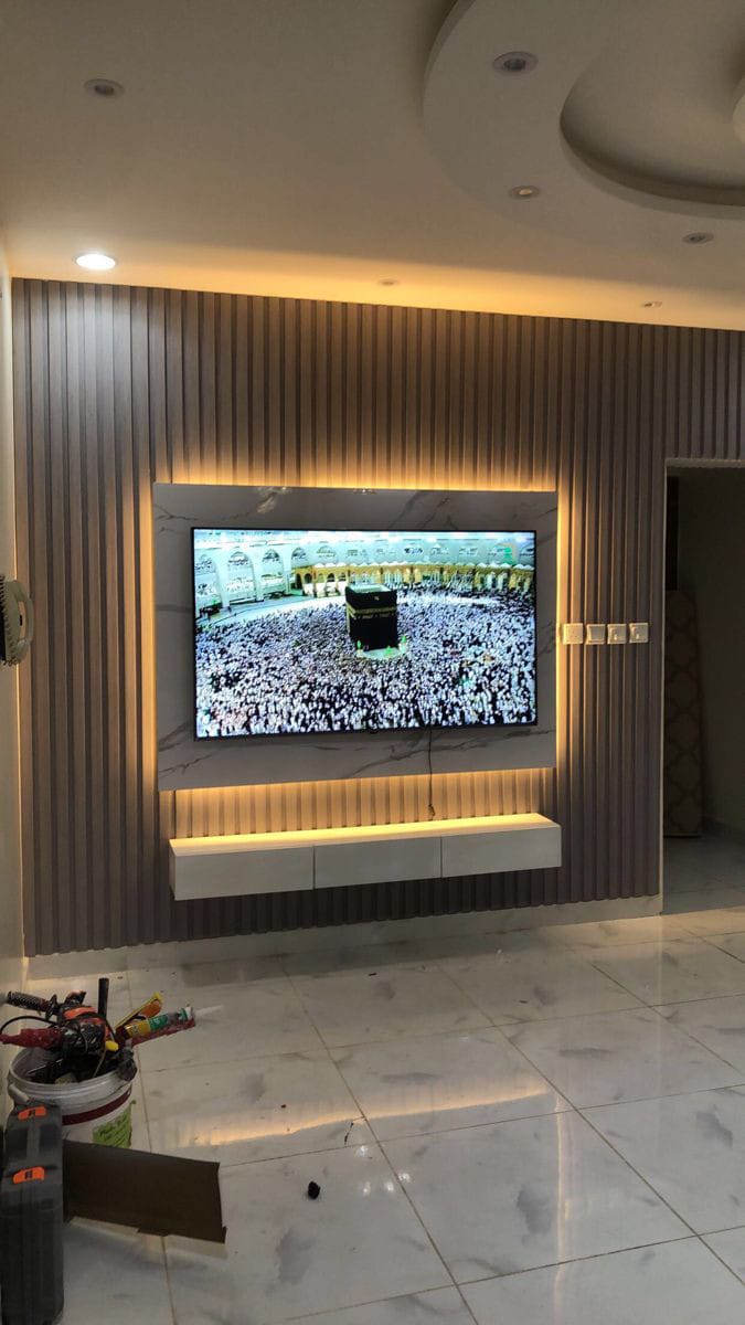 Ahşap Televizyon Üniteleri Modeli 06
